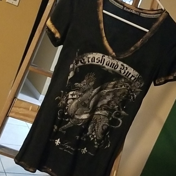 Distressed tee - Picture 3 of 3